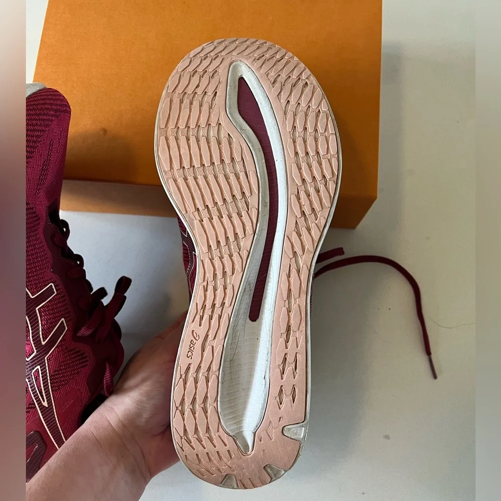 ASICS Running Shoes Size 11.5 - Picture 6 of 9